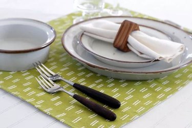 how to sew fabric placemats