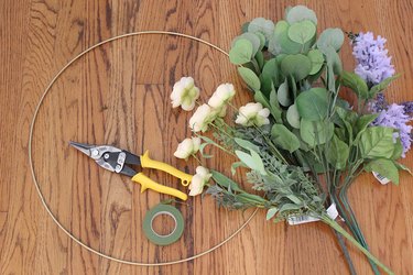 Materials for minimalist wreath