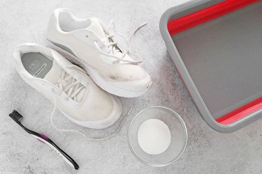 Supplies for cleaning white mesh shoes