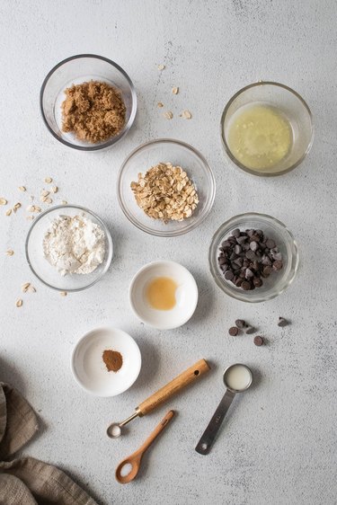 Ingredients for an oatmeal cookie for one