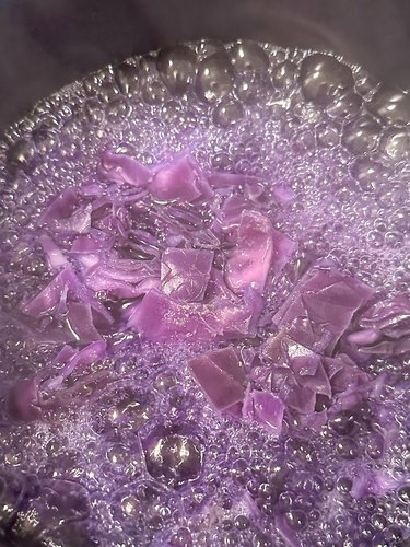 Purple cabbage boiling