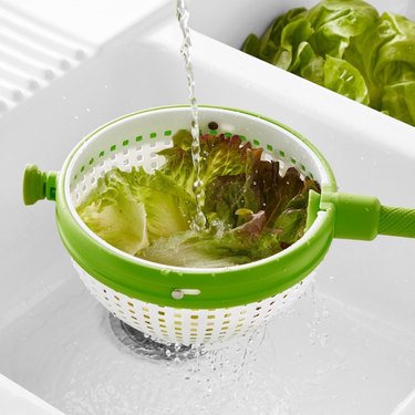 Dreamfarm In-Sink Spina Colander and Salad Spinner