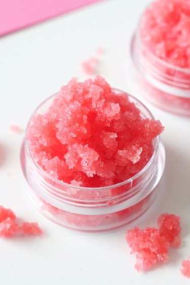 DIY strawberry lip scrub in a jar
