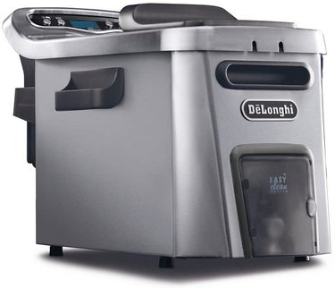 A De'Longhi Livenza Easy Clean Deep Fryer