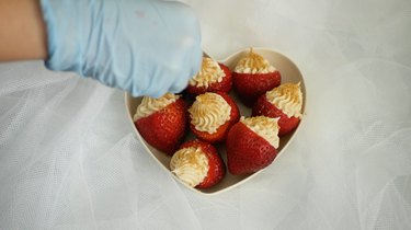 strawberries with no-bake cheesecake filling