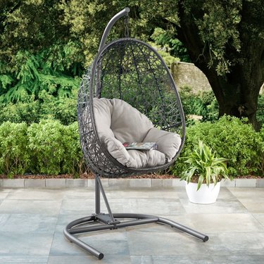 Resin Wicker Hanging Egg Chair With Cushion and Stand