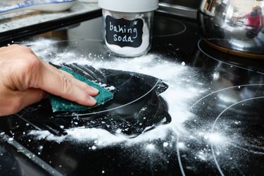 clean your stovetop with baking soda