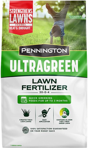Pennington lawn fertilizer bag