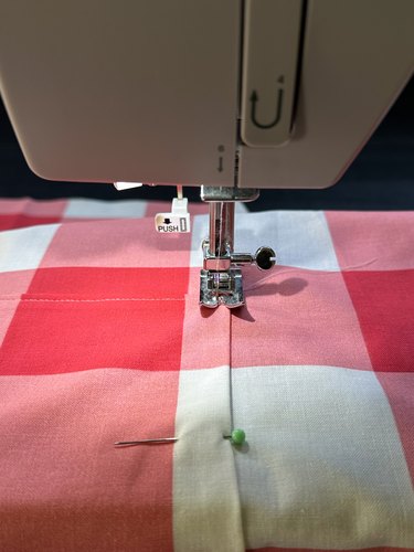 sew pocket onto apron front