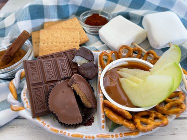 groceries needed for s'more combos