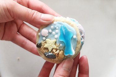 Decorated beach scene ice cream sandwiches