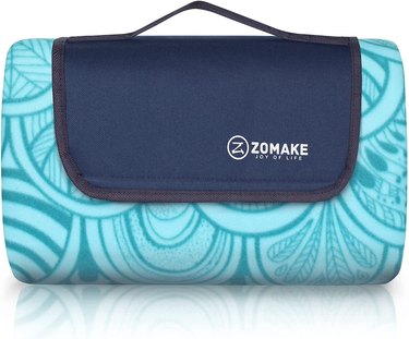 RoryTory ZigZag Pattern Design Foldable Outdoor Fleece Waterproof Picnic Blanket 