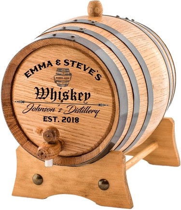 Wine barrel dispenser