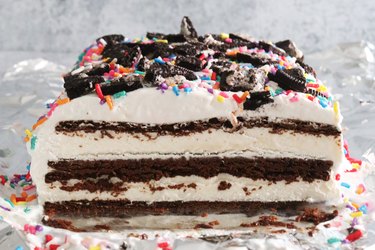 Mini ice cream sandwich cake