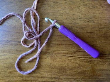 a slip stich on a crochet hook