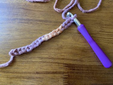 A row of chain stitches