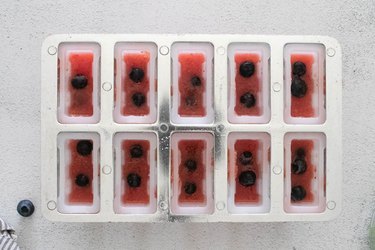 Watermelon puree and blueberries