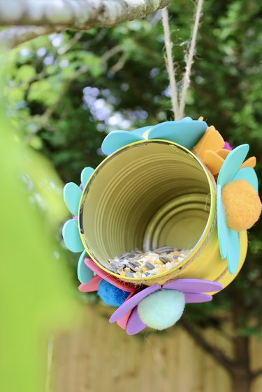 Bird feeder craft idea for kids