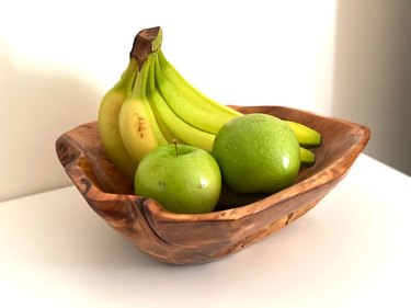 Fruit in wooden fruit bowl