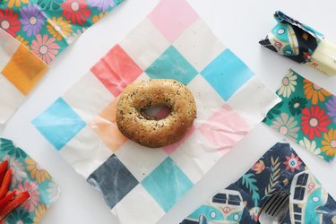 Make Your Own Reusable Beeswax Food Wraps - Confetti Fix