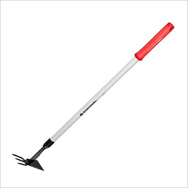 The Corona extended reach weeder allows you to stand up while weeding making it easy on your back and knees.