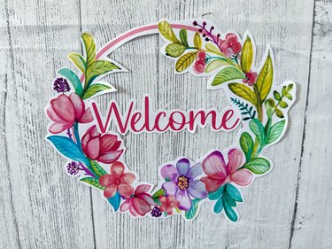 welcome sign for Barbie house