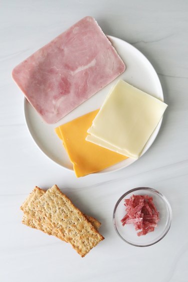 Ingredients for ruler stacked sandwich crackers