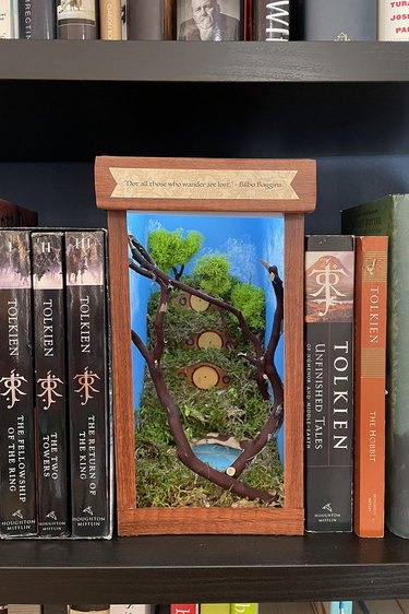 lord of the rings book nook on shelf