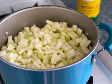 simmer zucchini in lemon juice