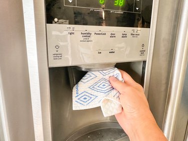 cleaning ice maker and water dispenser