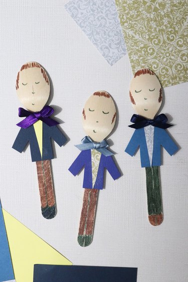 Spoon dolls inspired by Colin, Benedict and Anthony from "Bridgerton"