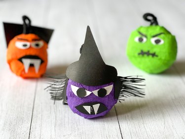 Witch, Vampire and Monster surprise balls