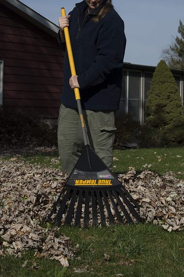 The True Temper rake is great for picking up leaves as it has a clog-free design.