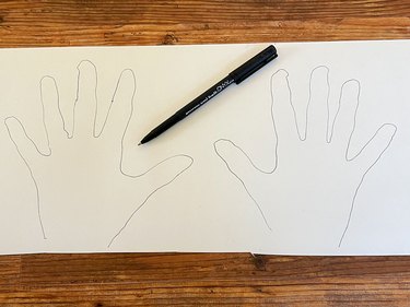 trace hands