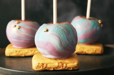 Crystal ball candy apples