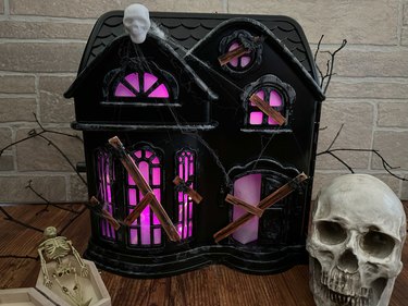 How to Make a DIY Haunted Dollhouse - Splendry