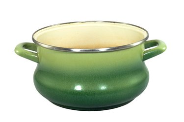 Small cooking pot enamel