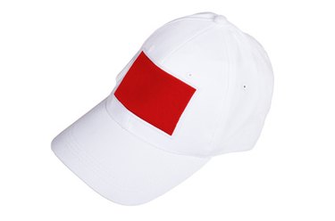 How to clean a white 2024 baseball cap