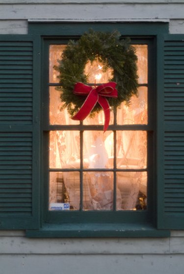 How to Refresh Pine Wreaths