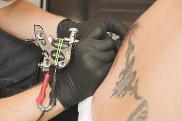 How Deep Should A Tattoo Needle set