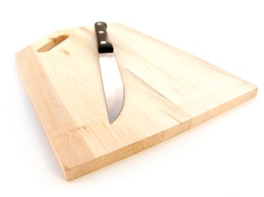 The Truth About Plastic Cutting Boards - Hardwood Artistry