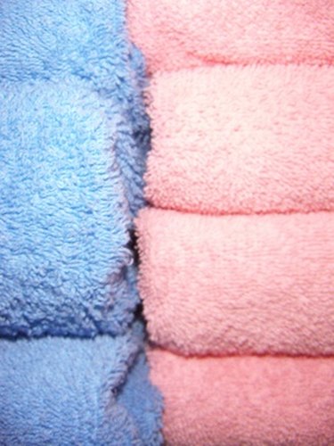 How to Prevent Greasy Dishcloths and Dish Towels After Washing