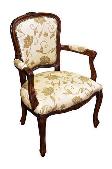 Reupholster A Dining Room Chair, How Many Yards Of Fabric To Reupholster 6 Dining Chairs