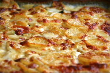 Potatoes au gratin