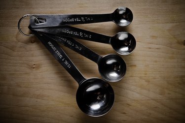 How to Measure a Tablespoon (With or Without a Tablespoon)