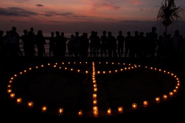 Bali Marks 10th Anniversary Of Kuta Bombings