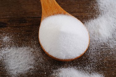 Bicarbonate in a wooden spoon