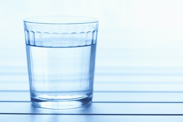 Beverage glass with liquid