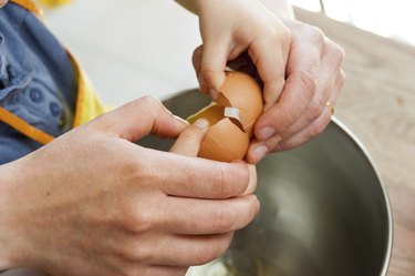 Cracking an egg