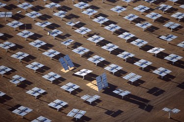 Heliostat mirrors , Daggett , California